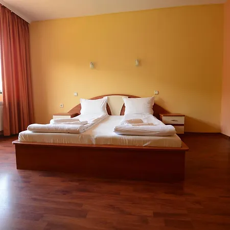 Ξενοδοχείο Park 3*